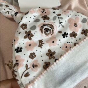 Johnson Baby Girl, 0-3 Months. “The Princess has Arrived” NWT